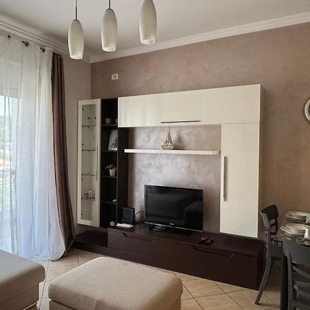 Elegant Apartment In Lungomare - N 23 Vlorë Eksteriør bilde