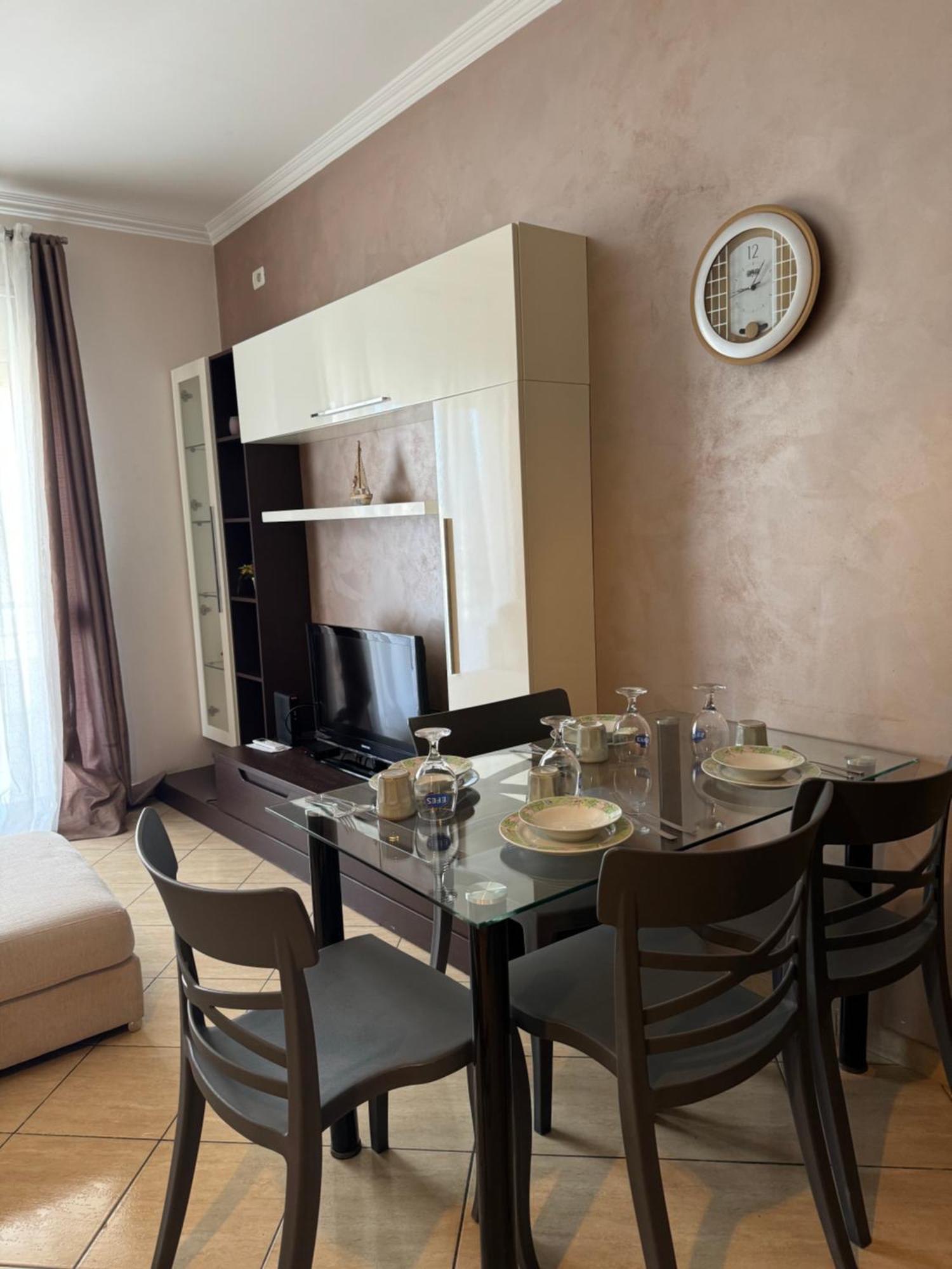 Elegant Apartment In Lungomare - N 23 Vlorë Eksteriør bilde